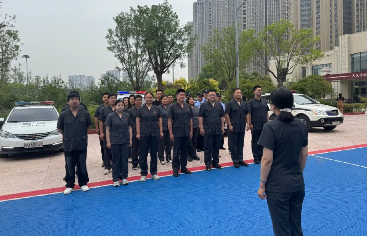 集结日上海海港调整名单以备意大利杯；临场应变环节打磨；赛场秩序良好；身体对抗强度拉满的简单介绍-LOL竞猜平台